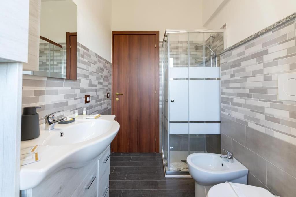 A 100m Dal Tram Gordiani House Apartamento *